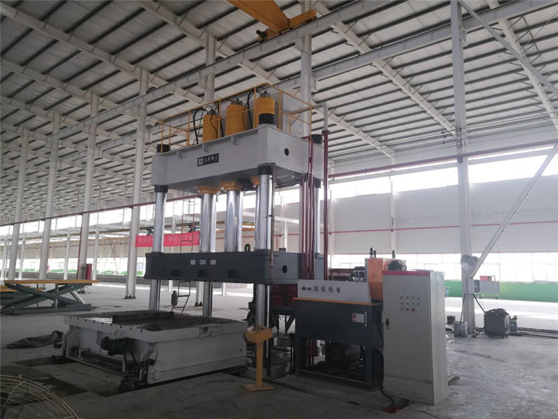 800噸三梁四柱三缸移動工作臺液壓墊液壓機