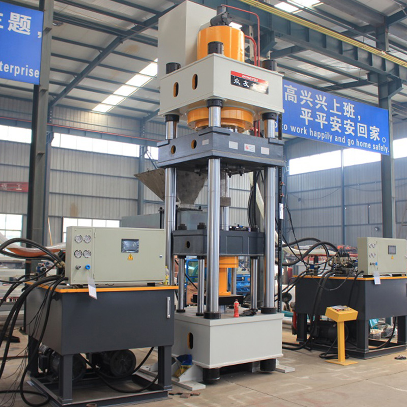 630噸三梁四柱鹽磚機