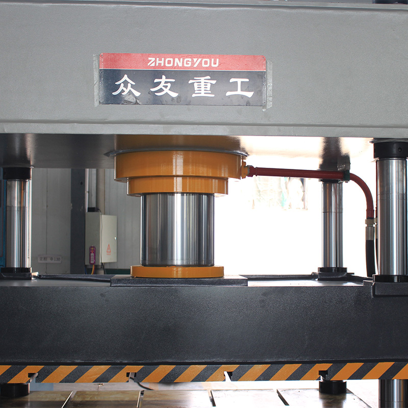 315t單缸大臺面液壓機(jī)