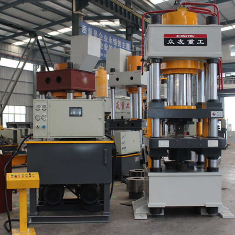 500噸牛羊舔磚鹽磚機(jī)