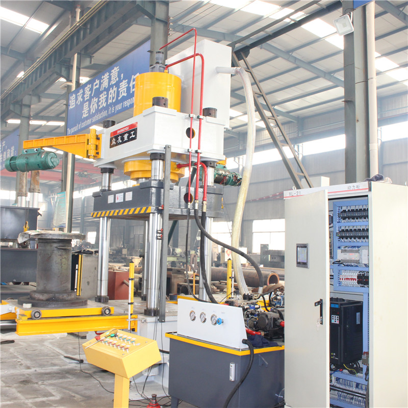 400噸大臺面帶移動工作臺液壓機(jī)