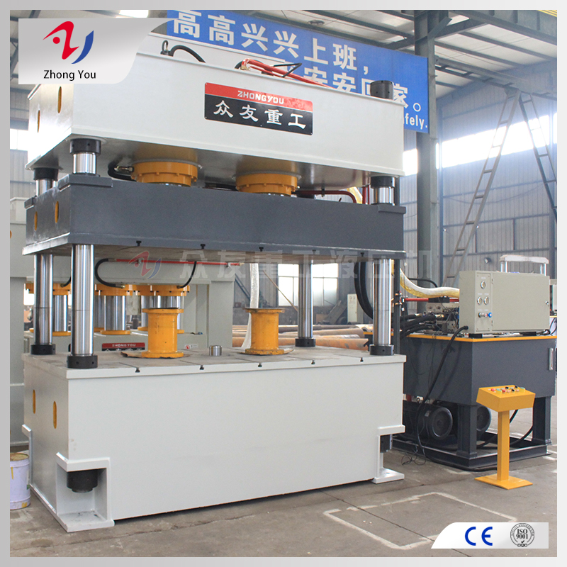 油壓機(jī)廠家告訴你四柱油壓機(jī)開機(jī)注意事項(xiàng)